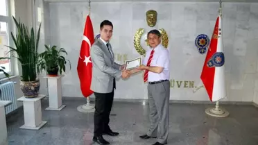 Bilecik'te Başarılı Polis Memuruna Teşekkür Belgesi