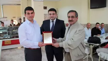 Çiftlik Hakimi Özkan Yaldır'a Veda Yemeği Düzenlendi