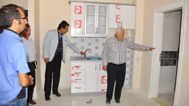 Vali Çolak Engelsiz Yaşam Merkezi'ni Gezdi