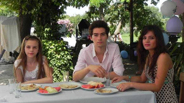 Alman Televizyonları İçin Sünnet Düğünü