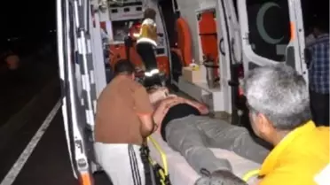 Yüksekovada Kaza; 3'ü Polis 5 Kişi Yaralandı