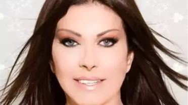 Yunanlı Sanatçı Angela Dimitriu KKTC'de Konser Verip Vermeyeceği Sorusuna 'Müziğin Sınırları Var...