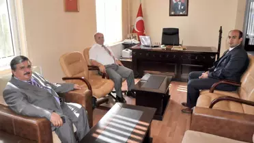 Vali Çakacak Sivaslı Kaymakamı ile Tatar ve Selçikler Belediyesini Ziyaret Etti