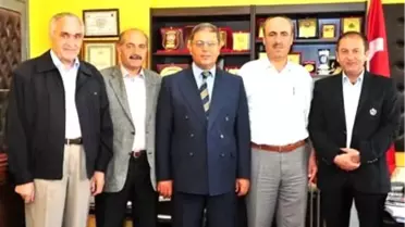 Vali Tamer, Erzurum'da Valilik Personeliyle Hasret Giderdi