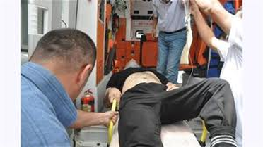 Hakkari Edaş Müdürünü Dağ Yürüyüşünde Yılan Soktu