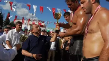 Sancaktepe'nin Başpehlivanı Recep Kara