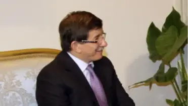 Davutoğlu, Mısır'ın Yeni Cumhurbaşkanı Musri ile Görüştü