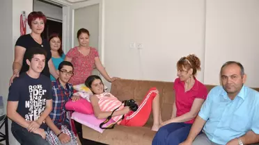 Dev Öğrencilerden Judocu Buzyürük'e Hediye