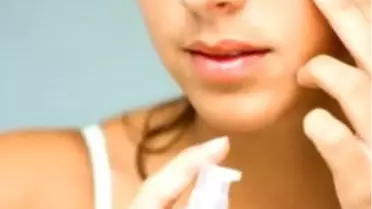 Gözaltı Kremi Nasıl Uygulanmalı?