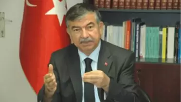 Milli Savunma Bakanı İsmet Yılmaz, Suriye Tarafından Düşürülen Uçağın Pilotları Yüzbaşı Gökhan...