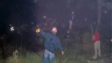 Yüksek Gerilim Hattına Takılan Uçurtma Elektriksiz Bıraktı