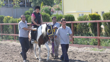 Engellilerin At Binme Keyfi
