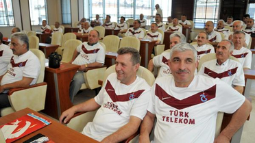 Trabzon İl Genel Meclisi'nden Beyaz Formalı 'Temiz Futbol' Eylemi