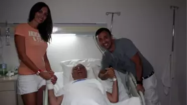 Mustafa Sandal, Dedesini Hastanede Ziyaret Etti