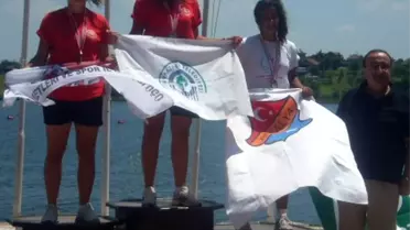 Şampiyon Kanoculardan Odunpazarı'na Ziyaret