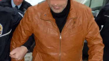 Yüzünü Falçatayla Doğradı!