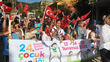 24.Çocuk Şenliği Kortej Yürüyüşü