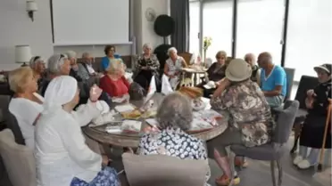 60 Yaş ve Üstündeki Ziyaretçiler Senior Assist +60 Yaşam Evleri'nde