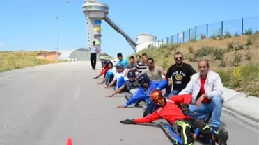 Erzurumlu Kızakçıların Yoğun Mesaide