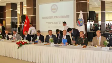 Şahin: Vekiller Değil Polisler Hedefteydi
‎
