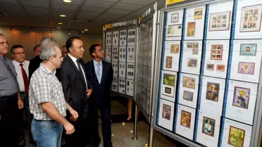Vali Altıparmak Pul Sergisinin Açılışını Yaptı