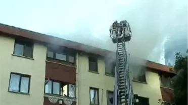 Fulya'da Bir Haftada İçinde İkinci Yangın Korkuttu 2 Şişli'de Bir Evin Çatısında Başlayan Yangın...