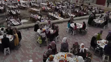 Gencek Beldesinde 2 Bin Kişi Birlikte İftar Açtı