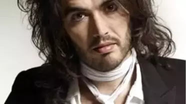 Russel Brand'in Peşine Düştü