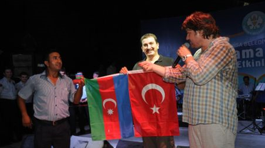 Ahmet Şafak Manisa'yı Coşturdu