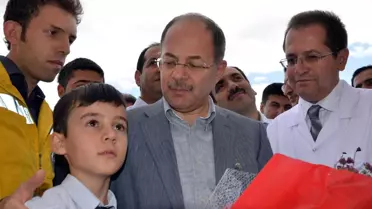 Sağlık Bakanı Akdağ Van'da