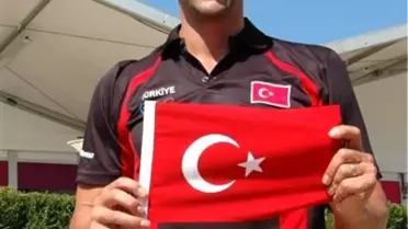 Derya Büyükuncu Tarihe Geçti