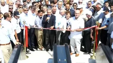 Büyükşehir Belediyesi Çiğli Anadolu Caddesi'ne 4 Üst Geçit Açtı