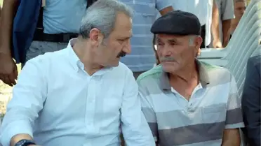 Bakan Çağlayan, Şehit Evini Ziyaret Etti