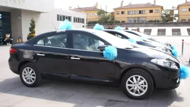 Büyükşehir'den Bala, Çubuk ve Güdül Belediyelerine Binek Otomobil