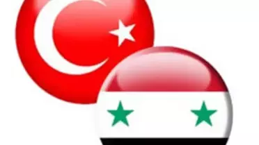 'Türkiye, Suriye Kürt'lerinin Öz Yönetimini Tanımalı'