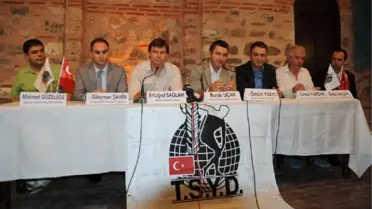 Bursaspor Teknik Direktörü Ertuğrul Sağlam: Sporda Şiddet Dünyanın Sorunu