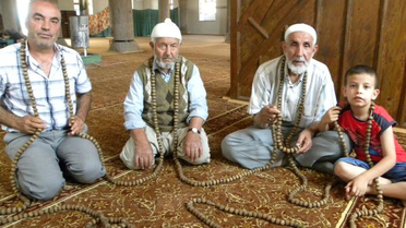 300 Yıllık 637 Taneli Tesbihe Bakım