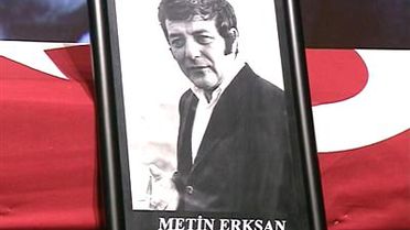 Yönetmen Erksan, Nafi Baba'ya Defnedilecek