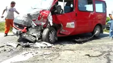 Zonguldak'ta Trafik Kazası: 8 Yaralı