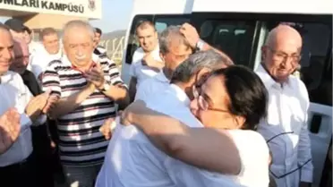 İzmir Büyükşehir Davasının Tek Tutuklu Sanığı, Genel Sekreter Genç de Tahliye Oldu