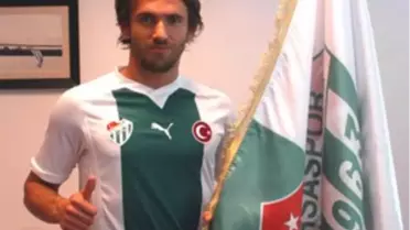 Bursaspor İbrahim Kaş'ı Gönderiyor