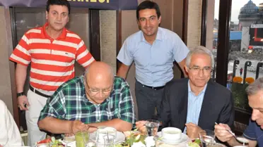 Fenerbahçeliler İftar Yemeğinde Buluştu