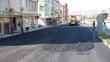 Soma'da Asfalt Mesaisi