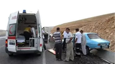 Darende'de Trafik Kazası: 3 Yaralı