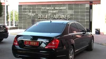 Bakan Ergin Yaralı Polisleri Ziyaret Etti