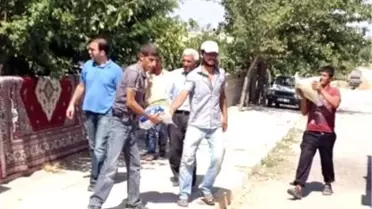 Samsatlı İşadamından Gıda Yardımı