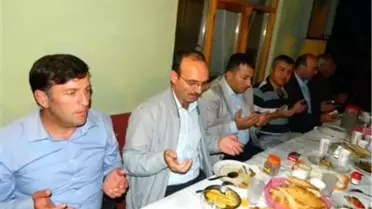 Varto'ya Atanan Posof Kaymakamı Şahin'in, Onuruna İftar Yemeği