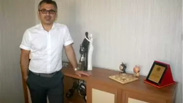 'Her Genç Kızın İlk Aşkı Babası'