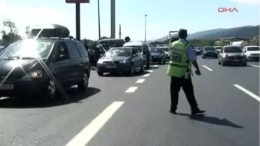 Kocaeliröpistanbul Boşalıyor, Yollarda Trafik Adım Adım