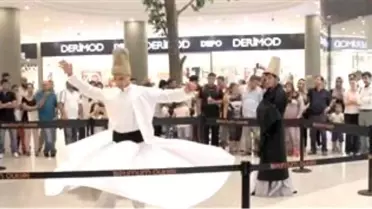 Semazenlerle 'Coşkulu' Ramazan